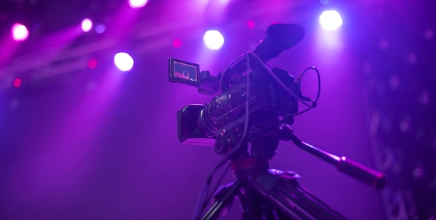 Stream at a concert in a hall without spectators