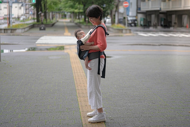 雨上がりの街角