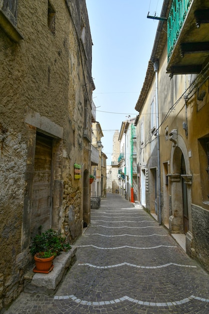 Photo a street in gambatesa a medieval village in molise italy