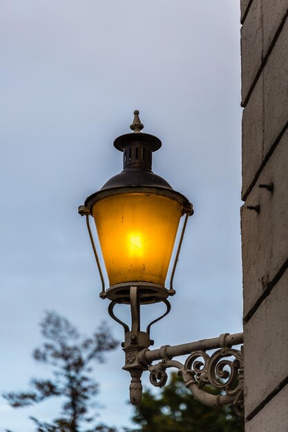 Street lamp