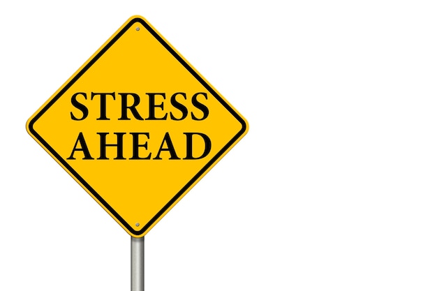 Stress ahead verkeersbord op een witte achtergrond