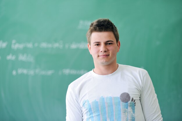 Student op blackboard