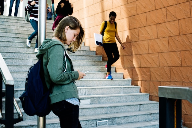 Foto attività di stile di vita degli studenti a scuola