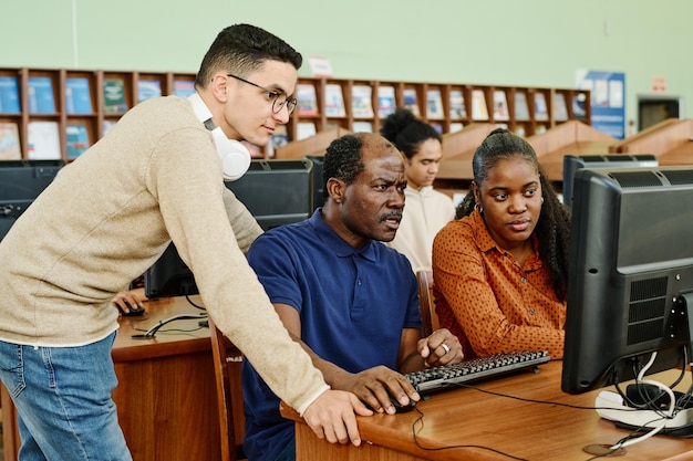 Students working on computer