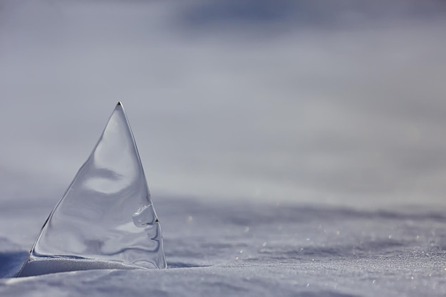 stuk ijs baikal op ijs, natuur winterseizoen kristalwater transparant buiten