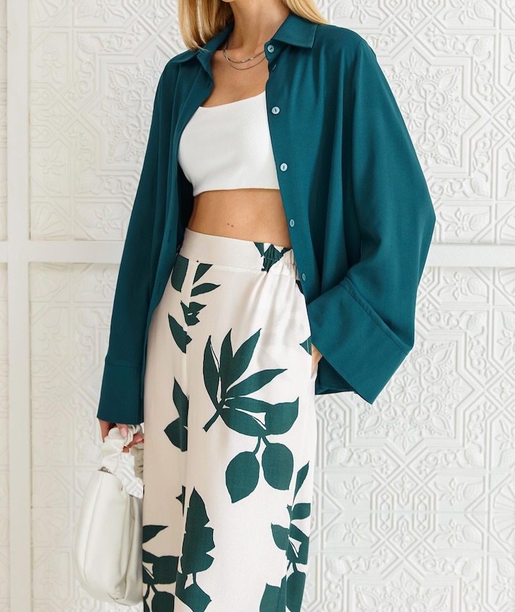 Photo stylish women039s clothing looks spectacular on a girl casual clothes street fashion fashion acces