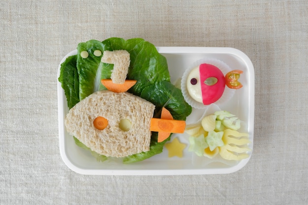 Submarine and fish lunch box, fun food art for kids