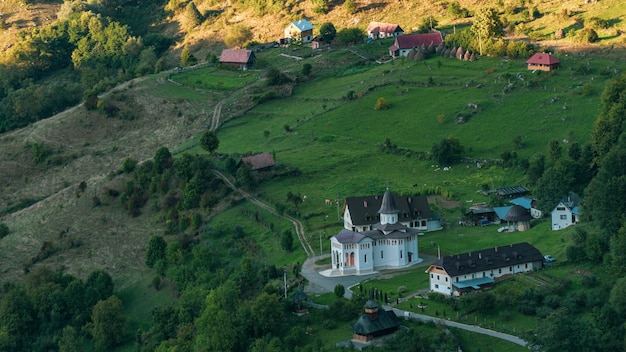 Subpiatra-klooster in Apuseni-bergen van Roemenië.