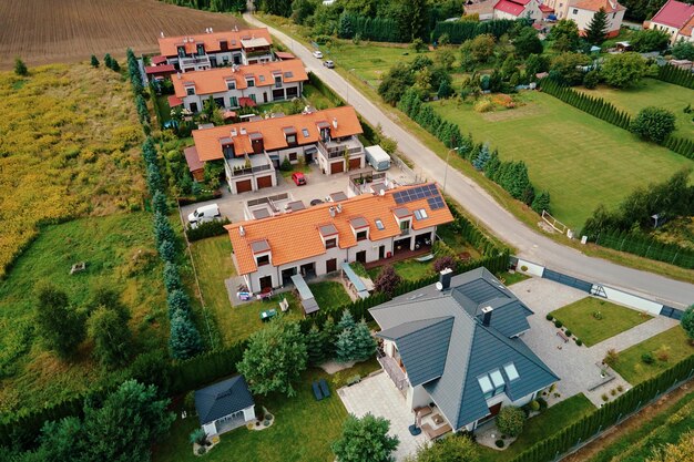 Фото Пригородный район в европе, вид с воздуха