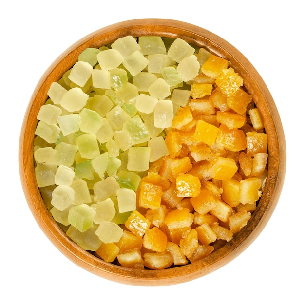 Succade 및 나무 그릇에 설탕에 절인 오렌지 껍질