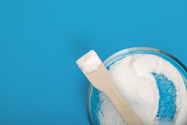 Premium Photo | Succinic acid or dicarboxylic acid on lab spatula in ...