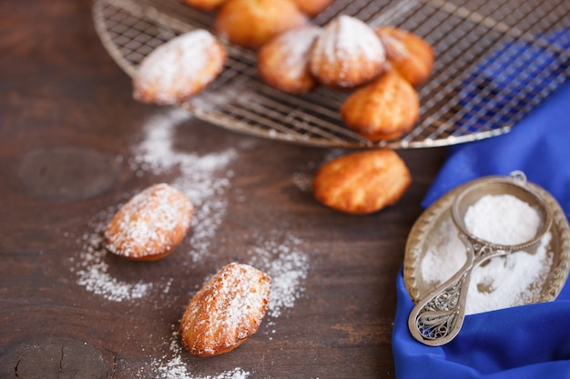 Sugar powdered madeleines