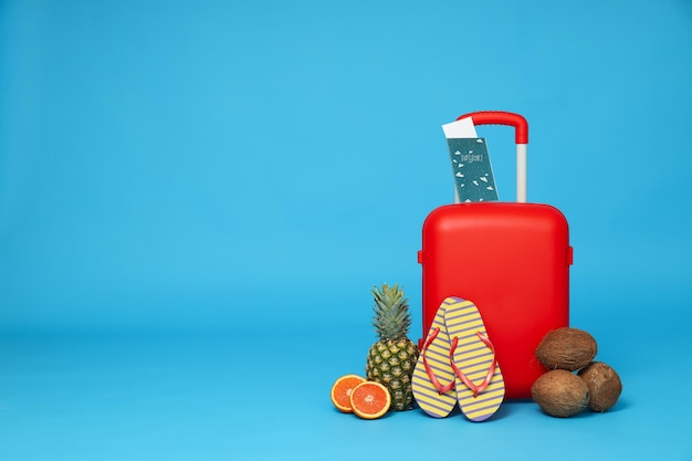 夏の旅行用のスーツケースの荷物とテキスト用の休暇用スペース