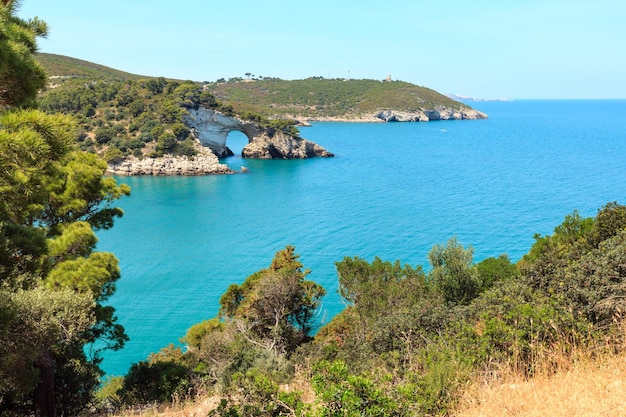 サンフェリーチェイタリアの夏のアーチ