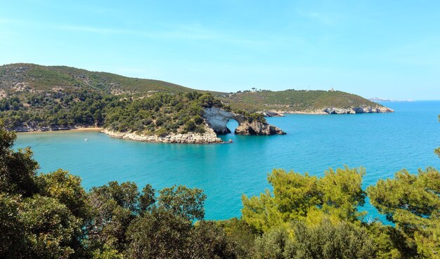 サンフェリーチェイタリアの夏のアーチ