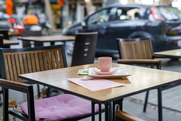 Фото Летний столик в кафе в турции