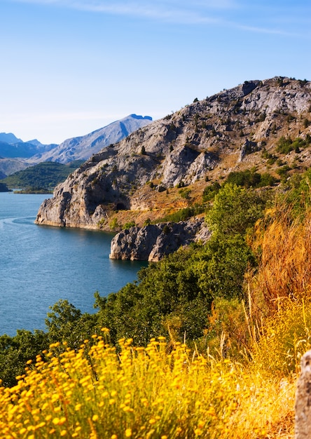 Lago estivo barrios de luna serbatoio