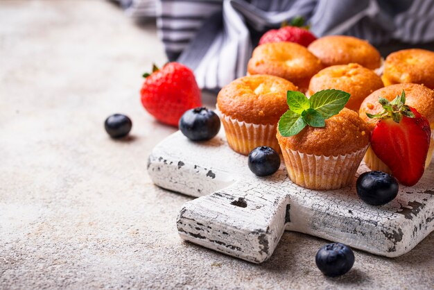 Summer mini cupcakes with berry