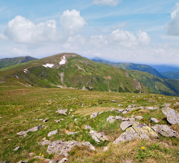 Photo summer mountain pidge ukraine carpathian mountains