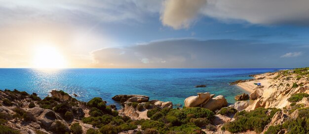 Photo summer sithonia rocky coast greece