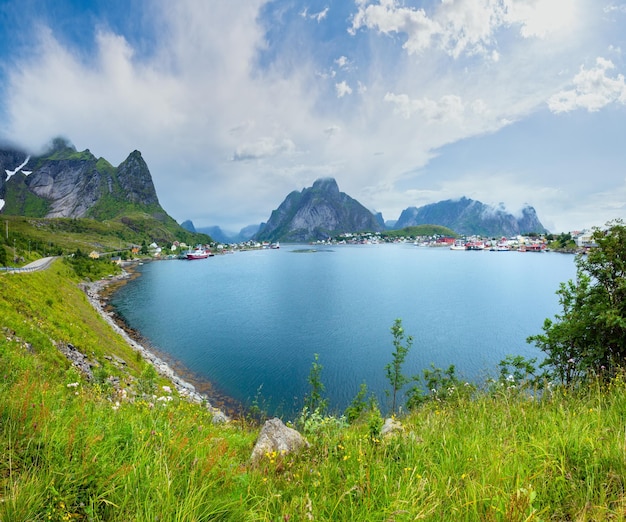 夏の村 Reine Lofoten ノルウェー