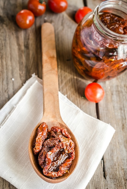 Sun dried and fresh tomatoes