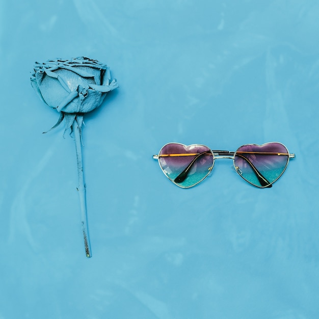 Sunglasses hearts. Stylish minimalism art.