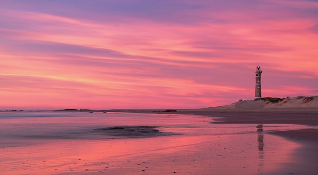 Foto casa della luce dell'alba