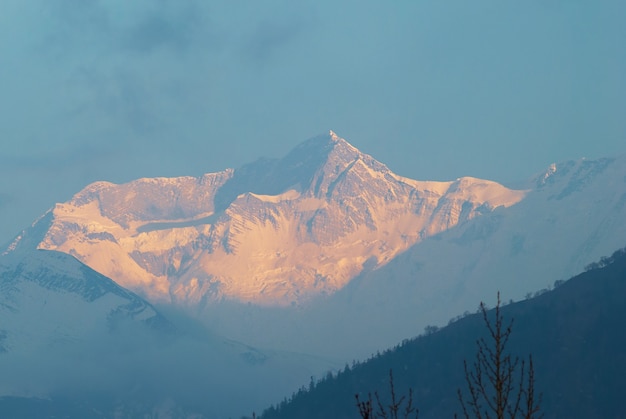 Sunrise at the mountain annapurna south, nepal