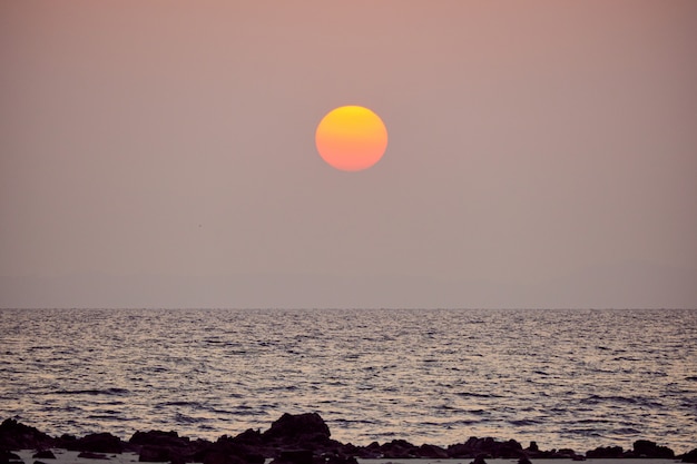 Photo a sunrise at thale waek of krabi