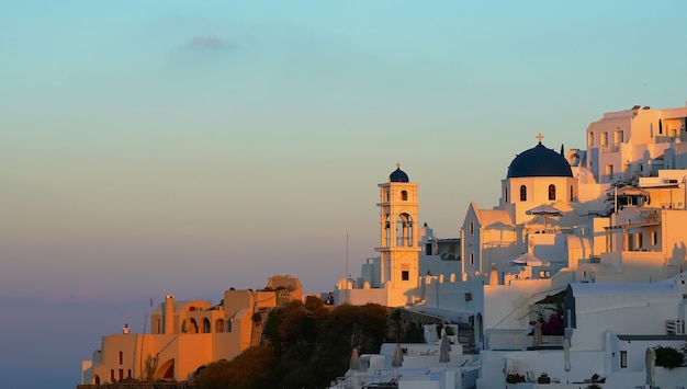 Vista all'alba di imerovigli. santorini, in grecia