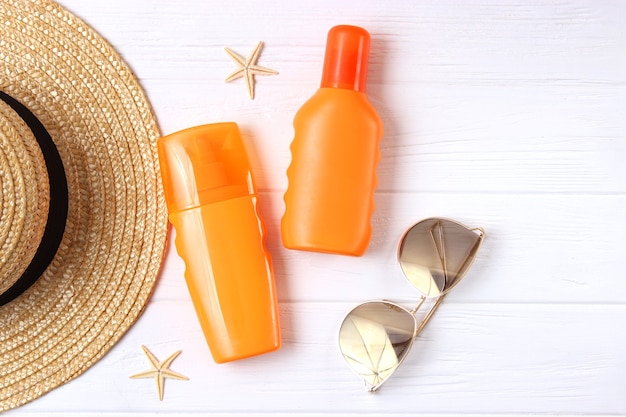 Sunscreens on a colored background protection of the skin