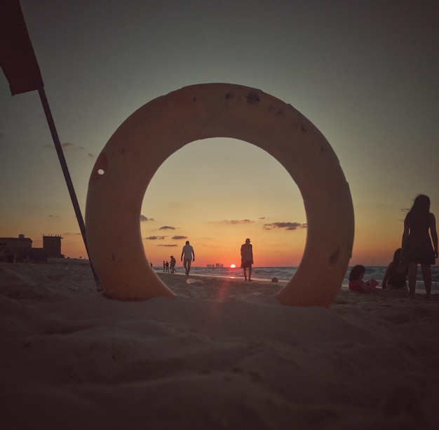 Photo sunset on the beach