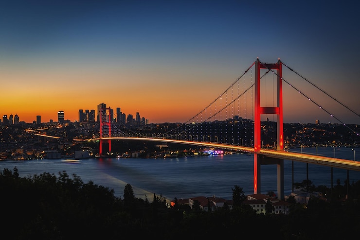 Photo sunset in the bosphorus  istanbul