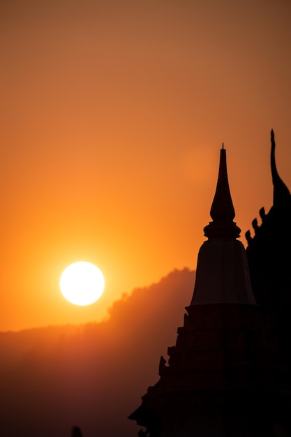 Photo sunset at champasak laos