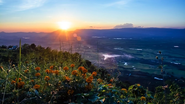 산 풍경, 태국에서 일몰