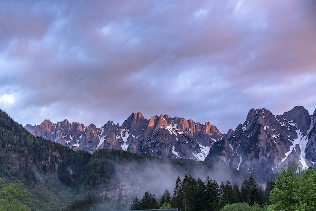 Tramonto in montagna