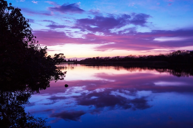 Sunset scene on the lake at sunset autumn nature landscapes