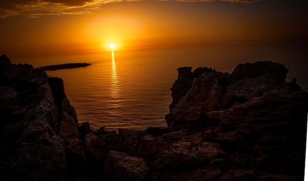 海に沈む夕日、Meonrca、スペイン