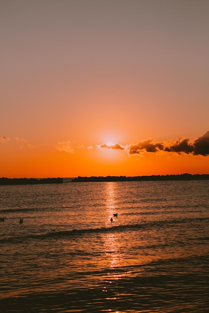 海に沈む夕日