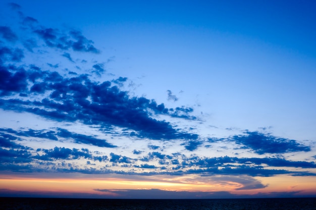 海に沈む夕日