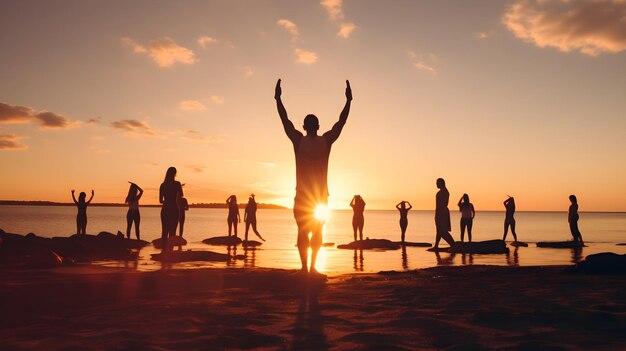 Foto yoga al tramonto sulla spiaggia con i partecipanti in posizioni meditative