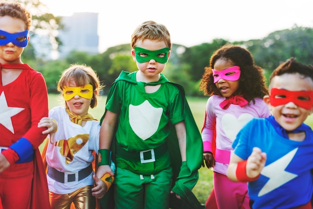 Superheld-kinderen met superkrachten