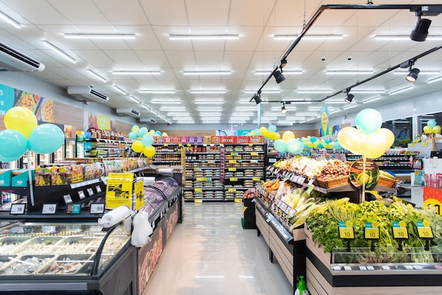 Supermarkt of hypermarkt om eten te kopen