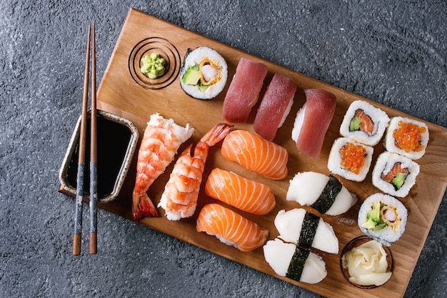 Sushi Set nigiri and rolls