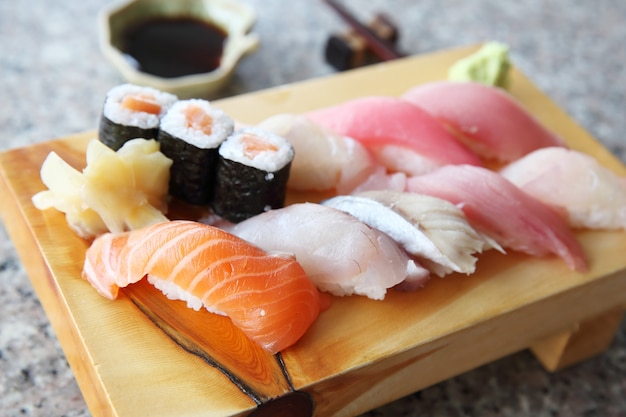 Sushi set