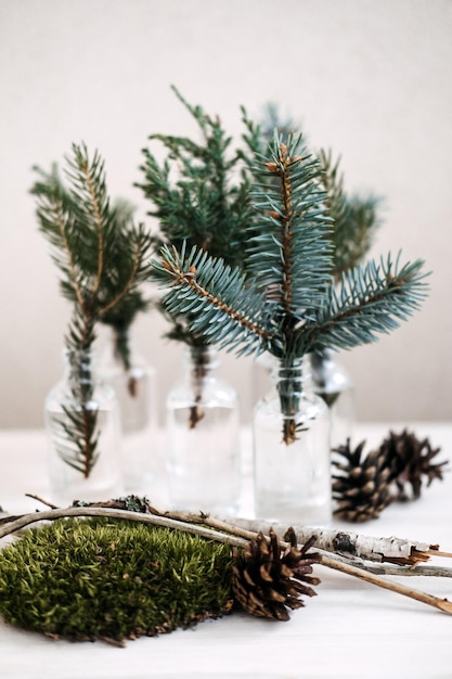 지속 가능한 녹색 친환경 크리스마스 자연 DIY 크리스마스 재료 공예 장식 전나무 가지 콘 나무 스틱
