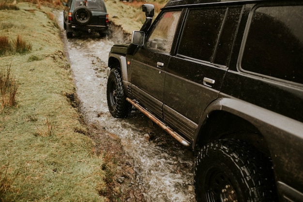 Foto suv fuoristrada in natura