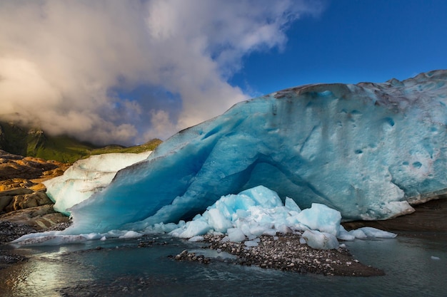 ノルウェーのスヴァルティセン氷河の風景