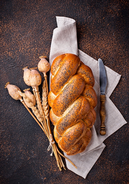 Sweet bread with poppy seeds